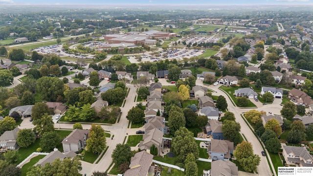 6118 S 175th Terrace, Omaha, NE 68135