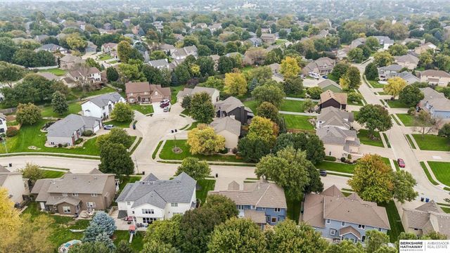 6118 S 175th Terrace, Omaha, NE 68135
