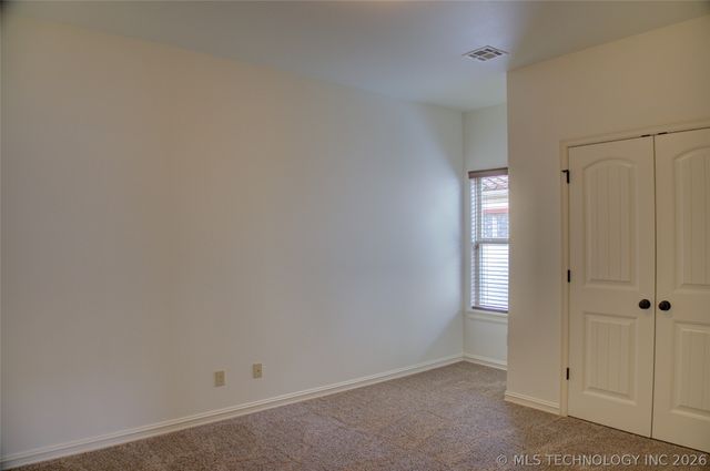 3735 W Austin Street, Broken Arrow, OK 74011