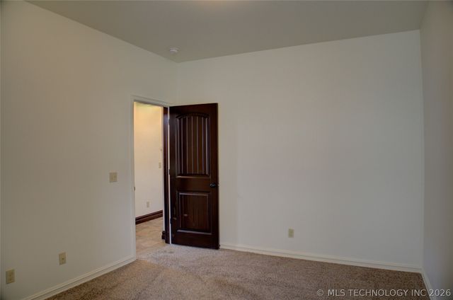 3735 W Austin Street, Broken Arrow, OK 74011