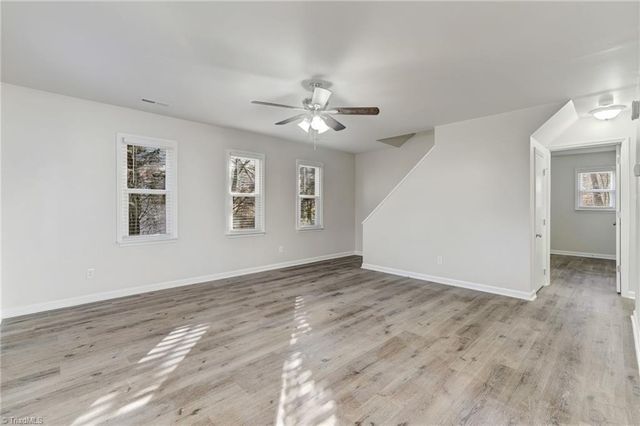 4324 Walnut Hollow Drive, Winston-salem, NC 27127