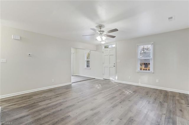 4324 Walnut Hollow Drive, Winston-salem, NC 27127