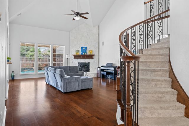 2932 Montalbo, Grand Prairie, TX 75054