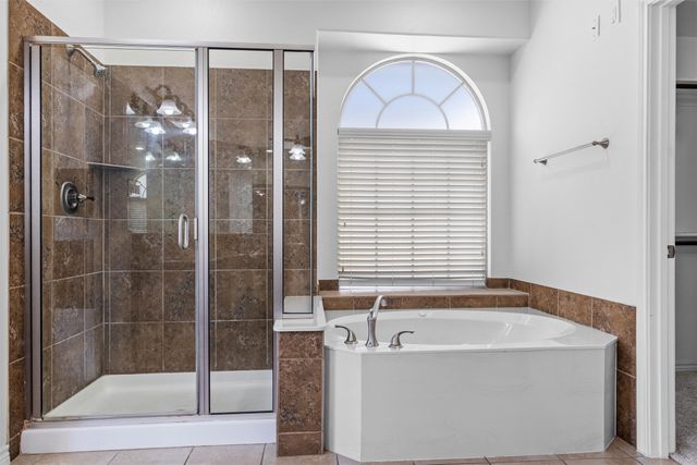 2932 Montalbo, Grand Prairie, TX 75054