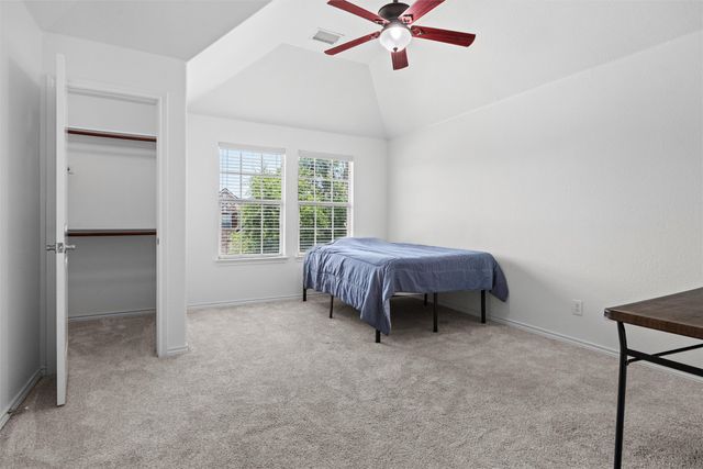 2932 Montalbo, Grand Prairie, TX 75054