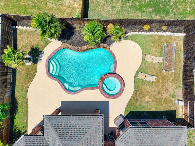 2932 Montalbo, Grand Prairie, TX 75054