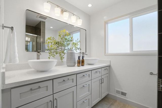 1414 Newfoundland Drive, Sunnyvale, CA 94087