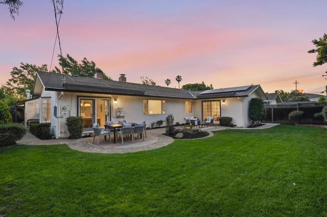 1414 Newfoundland Drive, Sunnyvale, CA 94087