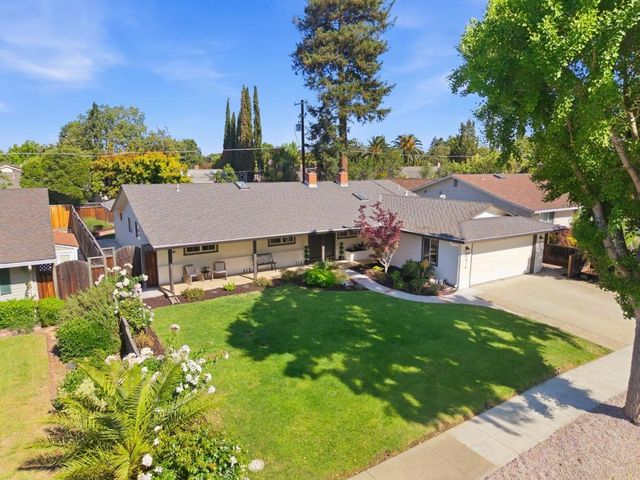 1414 Newfoundland Drive, Sunnyvale, CA 94087