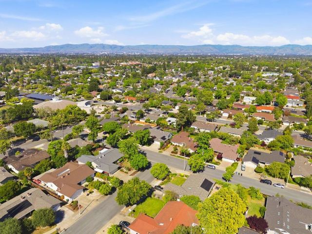 1414 Newfoundland Drive, Sunnyvale, CA 94087