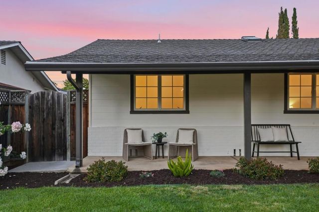 1414 Newfoundland Drive, Sunnyvale, CA 94087