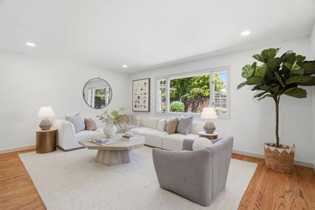 1414 Newfoundland Drive, Sunnyvale, CA 94087