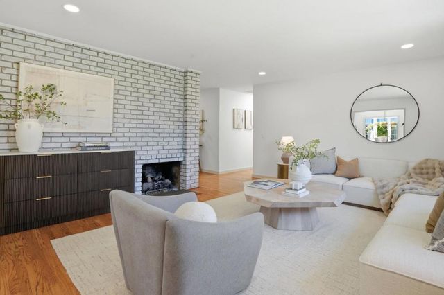 1414 Newfoundland Drive, Sunnyvale, CA 94087