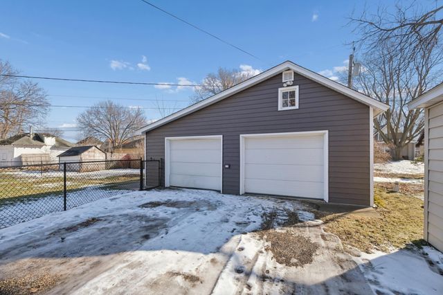 616 Oak Street, Farmington, MN 55024