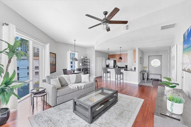 525 E JACKSON STREET 609, Orlando, FL 32801