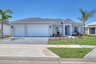 4195 Negal Circle, Melbourne, FL 32901