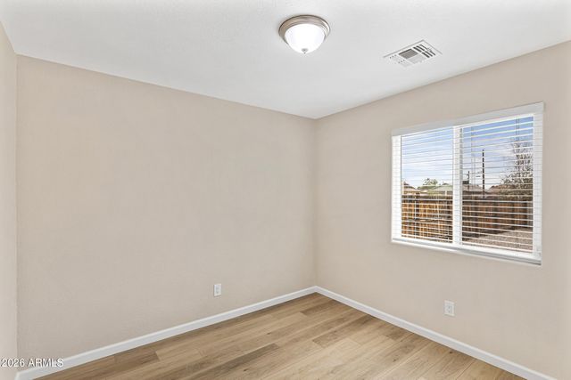 8075 W CHERRY HILLS Drive, Peoria, AZ 85345