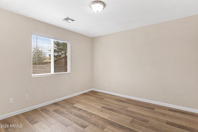 8075 W CHERRY HILLS Drive, Peoria, AZ 85345