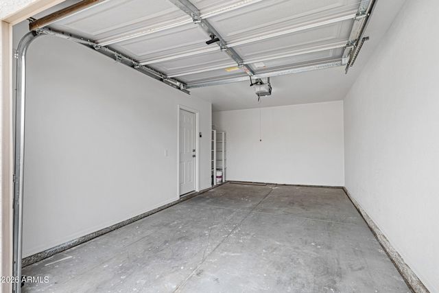 8075 W CHERRY HILLS Drive, Peoria, AZ 85345