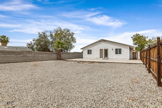 8075 W CHERRY HILLS Drive, Peoria, AZ 85345