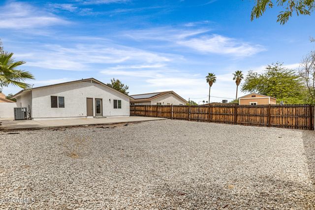 8075 W CHERRY HILLS Drive, Peoria, AZ 85345