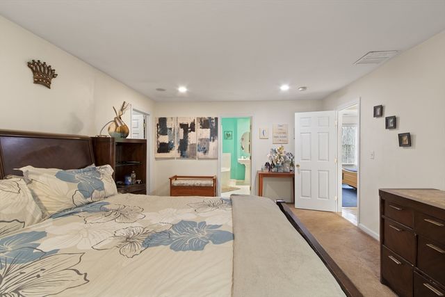 224 Whippoorwill, Raynham, MA 02767