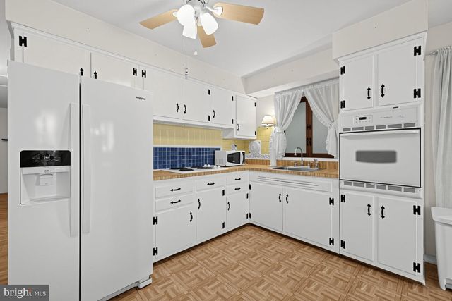 705 MILDRED AVE, Somerdale, NJ 08083