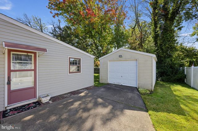705 MILDRED AVE, Somerdale, NJ 08083
