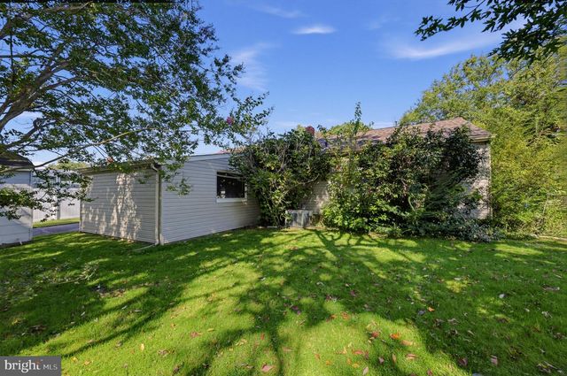 705 MILDRED AVE, Somerdale, NJ 08083