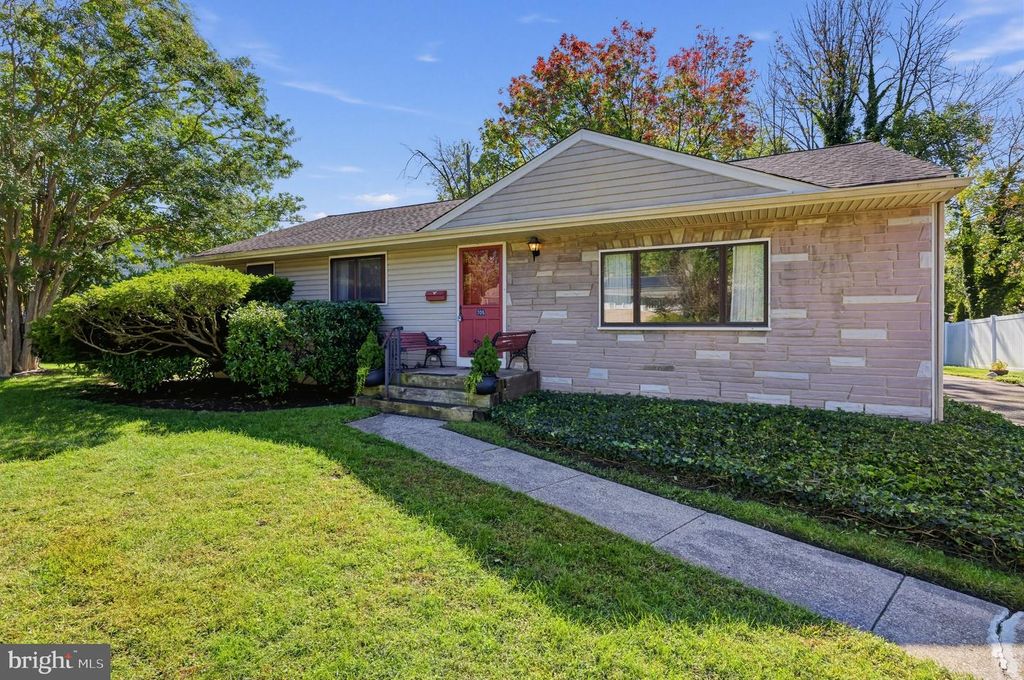 705 MILDRED AVE, SOMERDALE, NJ 08083 — photo 2