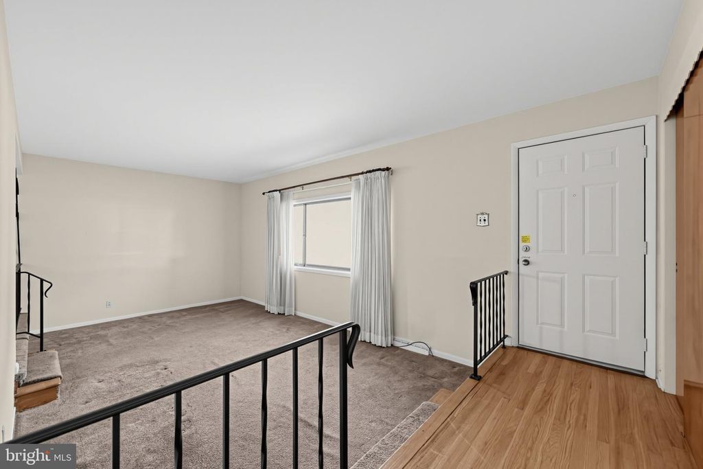 705 MILDRED AVE, SOMERDALE, NJ 08083 — photo 5