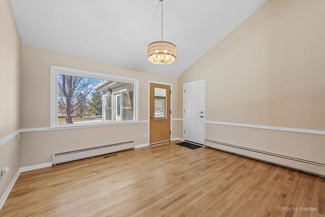 4509 Dean Street, Woodstock, IL 60098