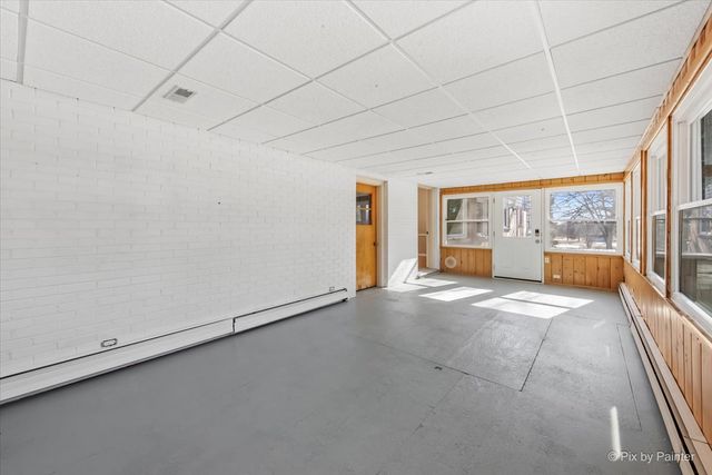 4509 Dean Street, Woodstock, IL 60098