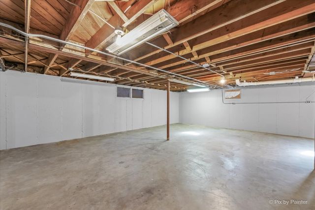 4509 Dean Street, Woodstock, IL 60098