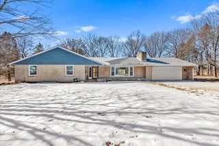 4509 Dean Street, Woodstock, IL 60098