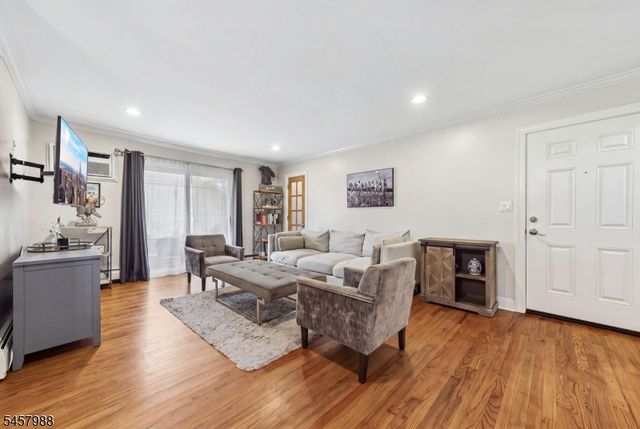 320 South Street 6L, Morristown Town, NJ 07960