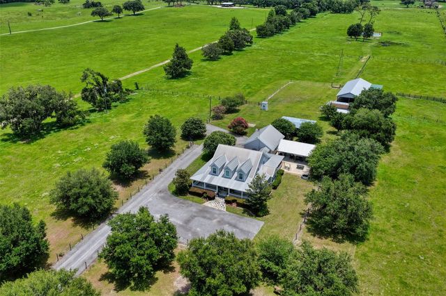 9897 NW 160 AVENUE, Morriston, FL 32668