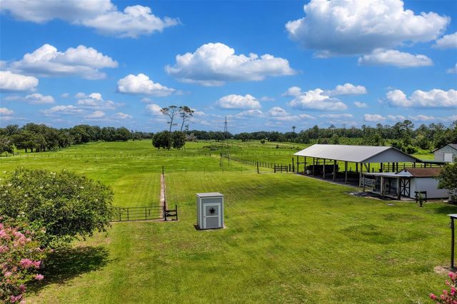 9897 NW 160 AVENUE, Morriston, FL 32668