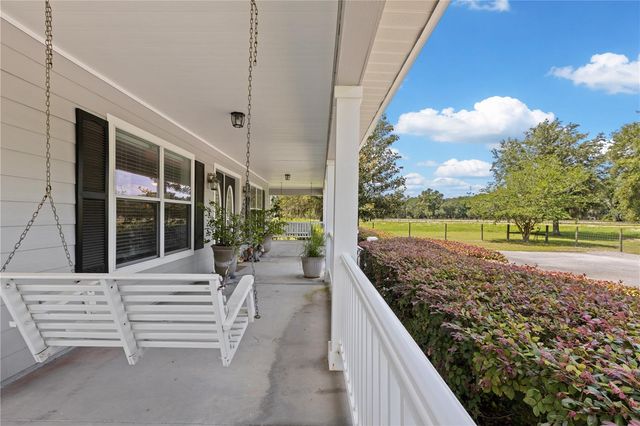9897 NW 160 AVENUE, Morriston, FL 32668