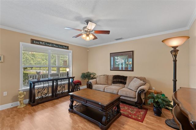 9897 NW 160 AVENUE, Morriston, FL 32668