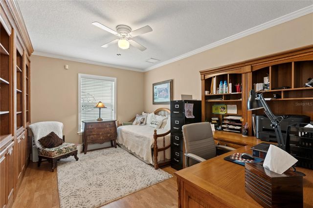 9897 NW 160 AVENUE, Morriston, FL 32668