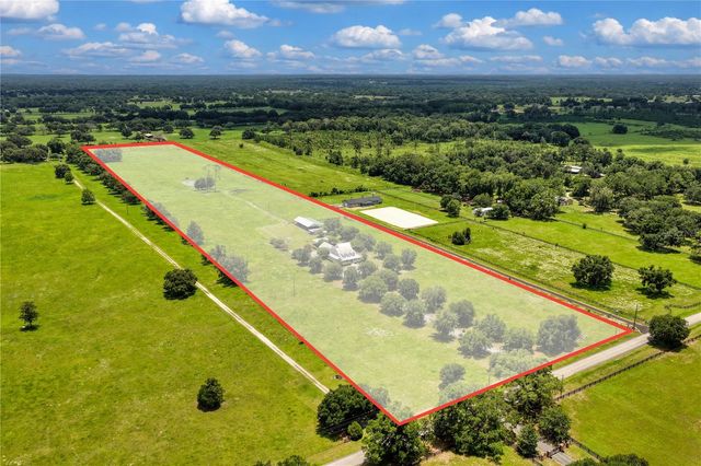 9897 NW 160 AVENUE, Morriston, FL 32668