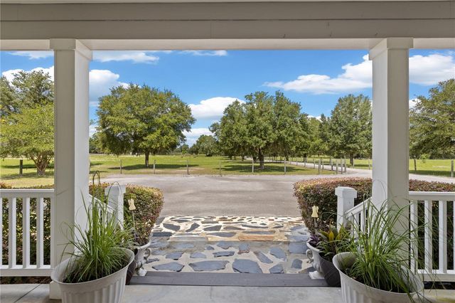 9897 NW 160 AVENUE, Morriston, FL 32668