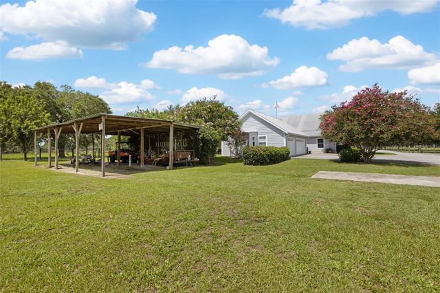 9897 NW 160 AVENUE, Morriston, FL 32668