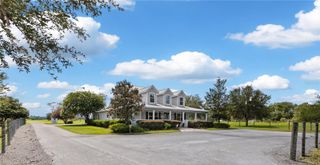 9897 NW 160 AVENUE, Morriston, FL 32668