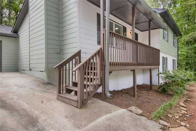 3288 TARRAGON Drive, Decatur, GA 30034