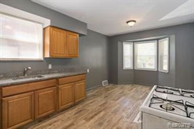 17834 Bradford Avenue, Detroit, MI 48205