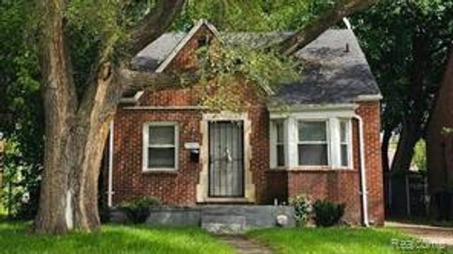 17834 Bradford Avenue, Detroit, MI 48205