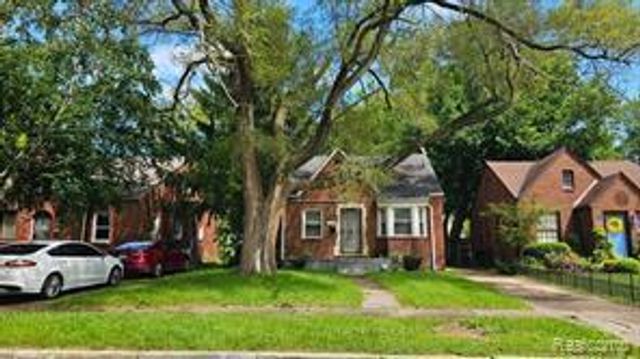 17834 Bradford Avenue, Detroit, MI 48205