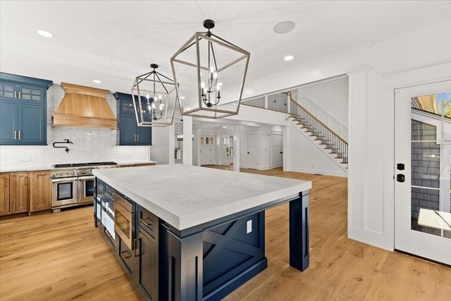 10 Westbury Rd, Brockton, MA 02301